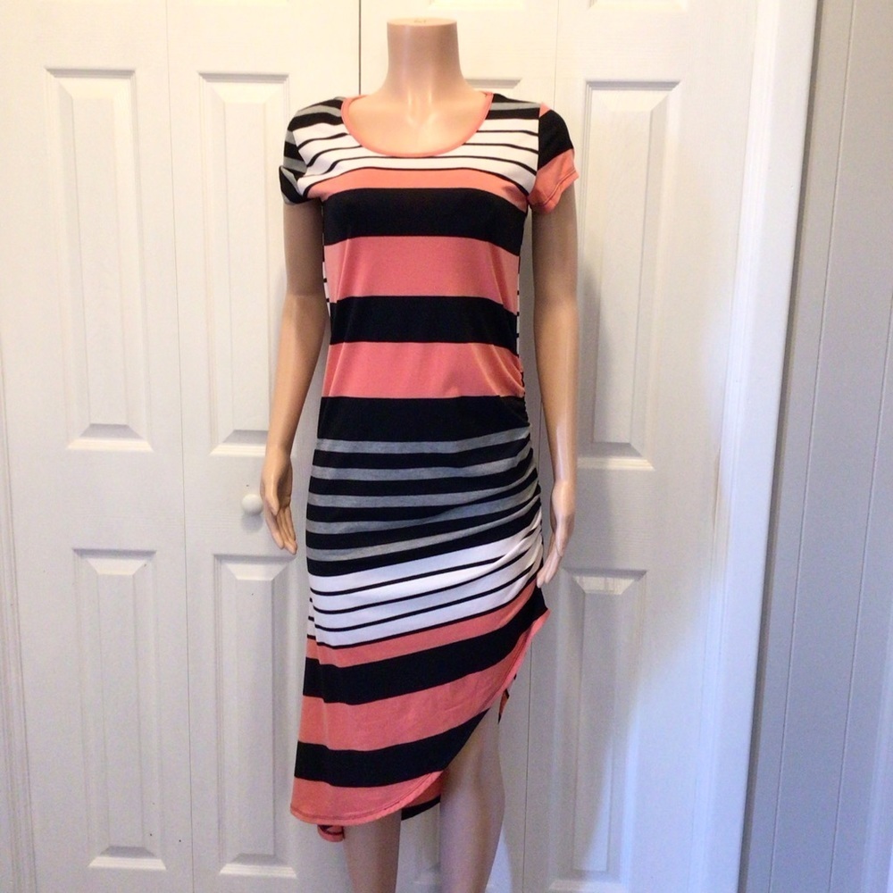 Younique Womens Striped Short Sleeve Asymmetrical Midi Dress Size Medium - Picture 1 of 7